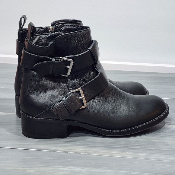 Gentle Souls by Kenneth Cole Best Of Moto Boots Leather Buckle Ankle Sz 10 Black - Picture 3 of 14
